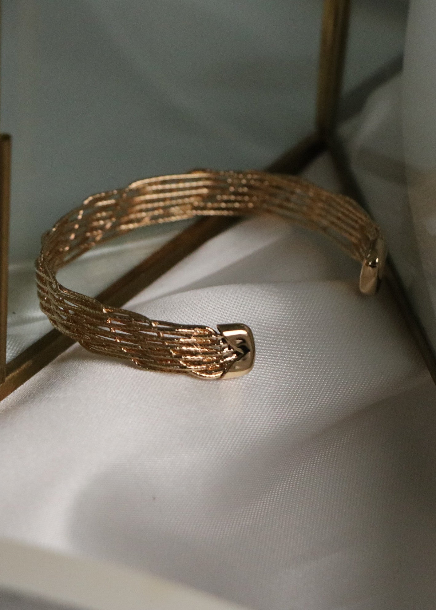 Jonc dynastie — tissé